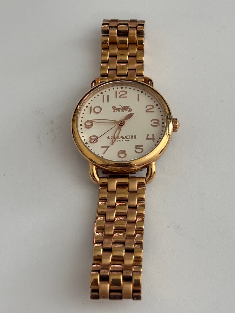Coach Delancey Horse Carriage Ladies Watch Rose Gold Tone READ